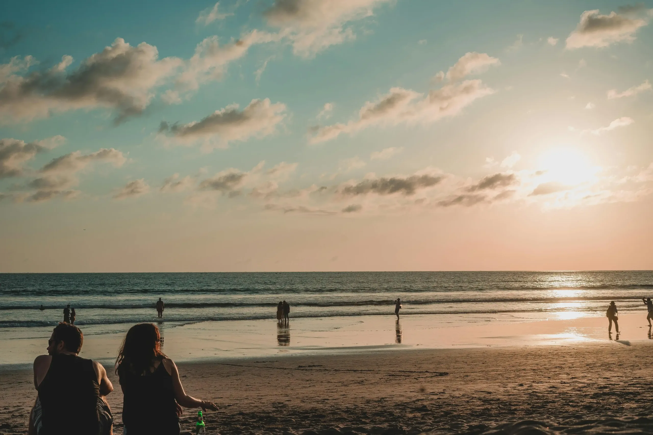 tempat study tour di Bali Pantai Kuta